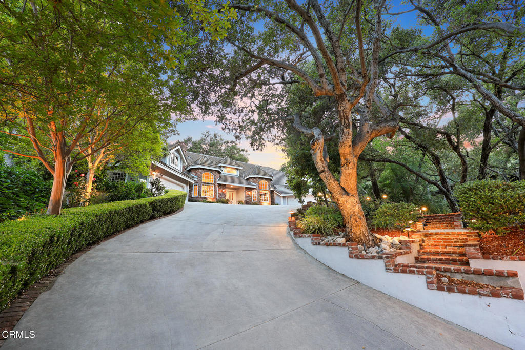 4165 Chevy Chase Drive