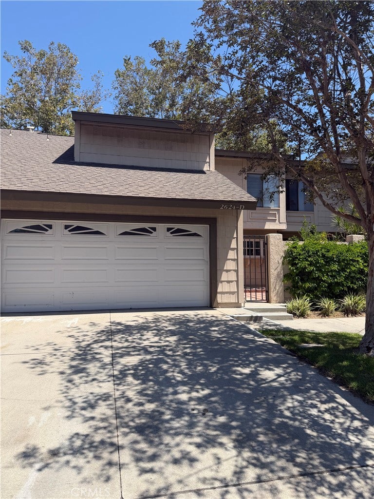 2624 N Tustin Avenue