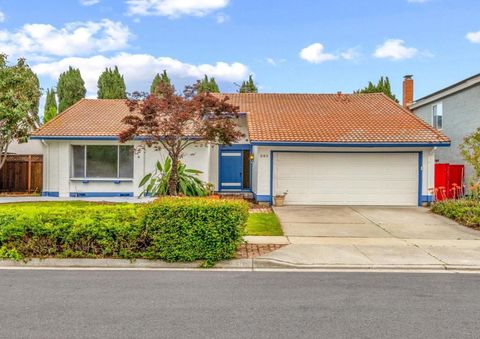 Photo of 293 Keeler Court, San Jose, CA 95139 (MLS # ML82043480)