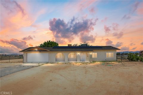 22818 Sitting Bull Road Apple Valley CA 92308