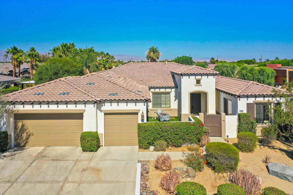 Montage at Santa Rosa - Residential