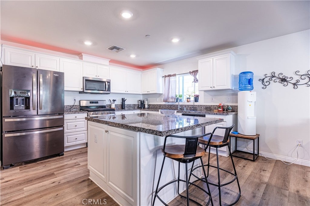16664 Hawks Hill