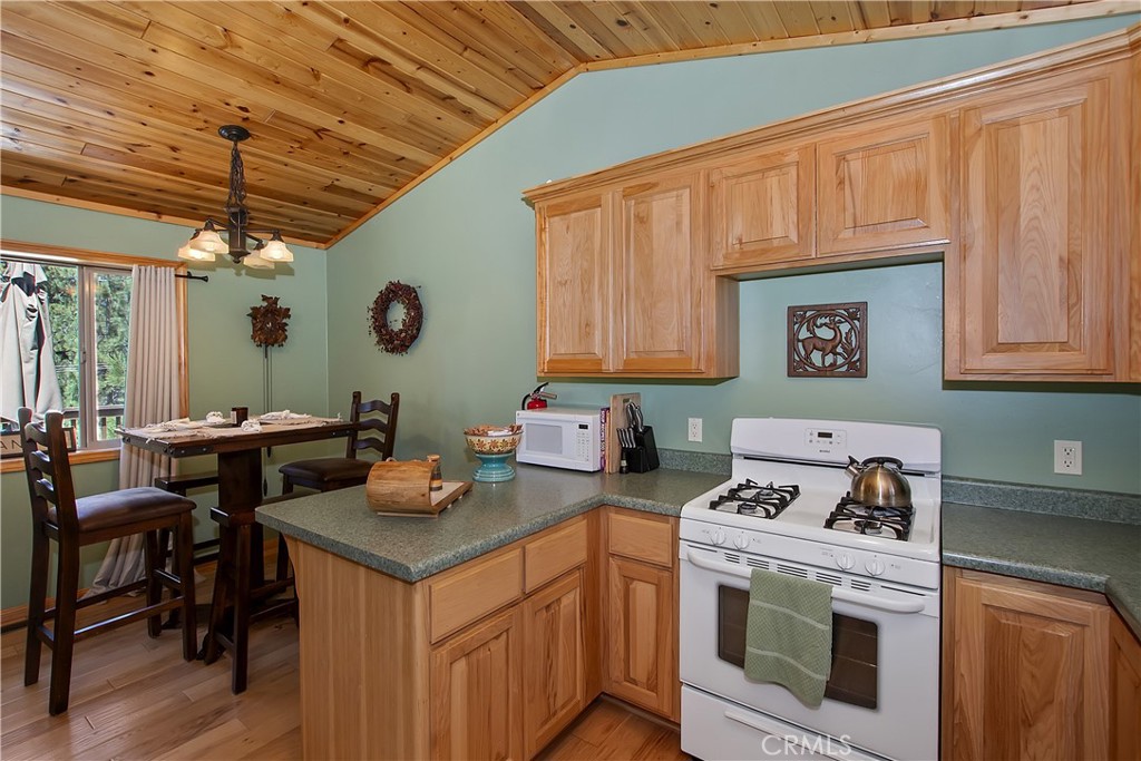 Green Valley Lake (GVLK) - Residential