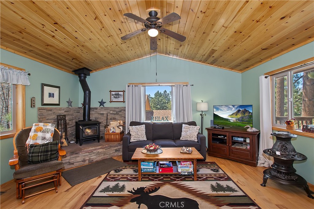 Green Valley Lake (GVLK) - Residential