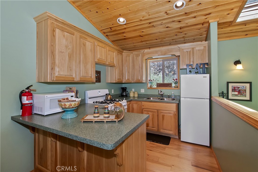 Green Valley Lake (GVLK) - Residential