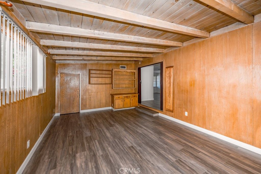 Photo of 6263 Lemona Avenue, Van Nuys, CA 91411 (MLS # SR25227517)