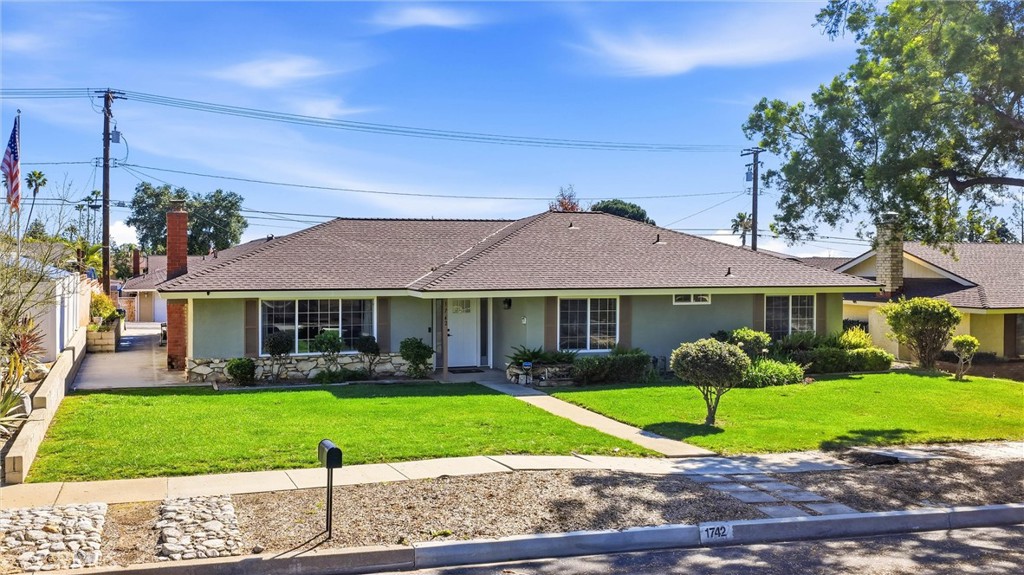 1742 N Albright Avenue