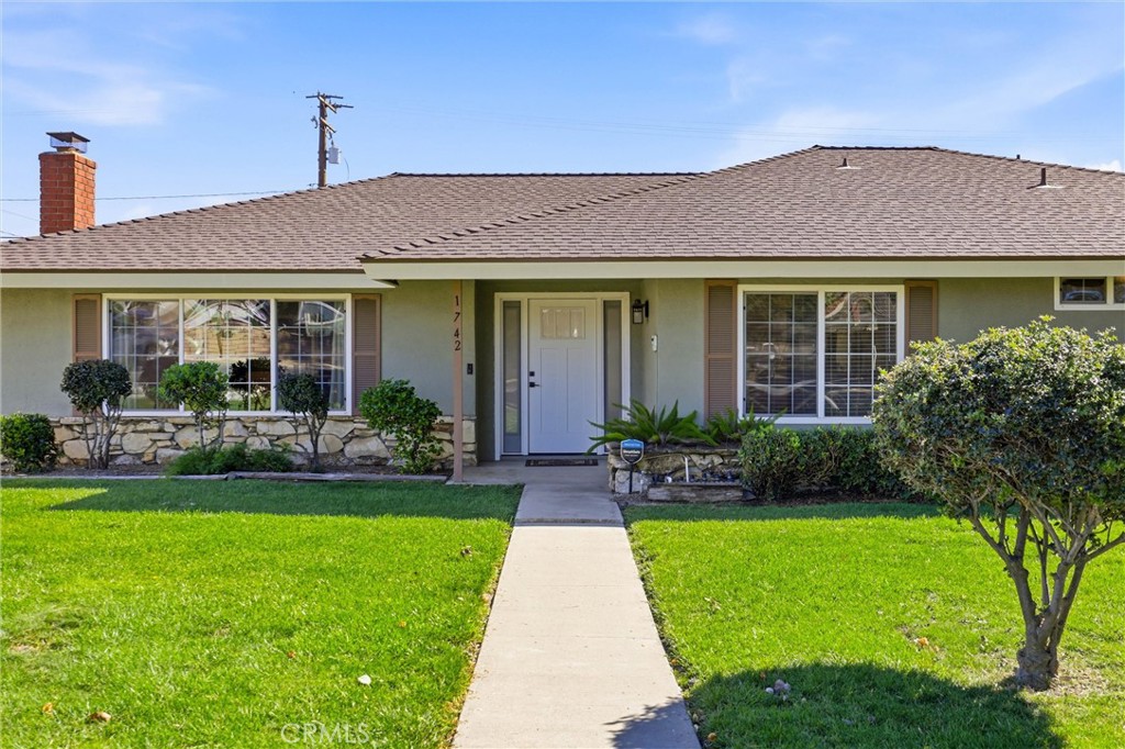 1742 N Albright Avenue