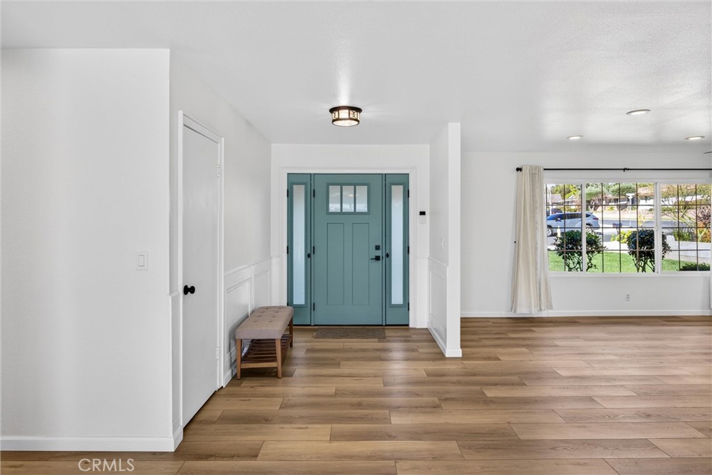 1742 N Albright Avenue