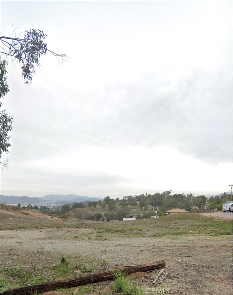 - Land