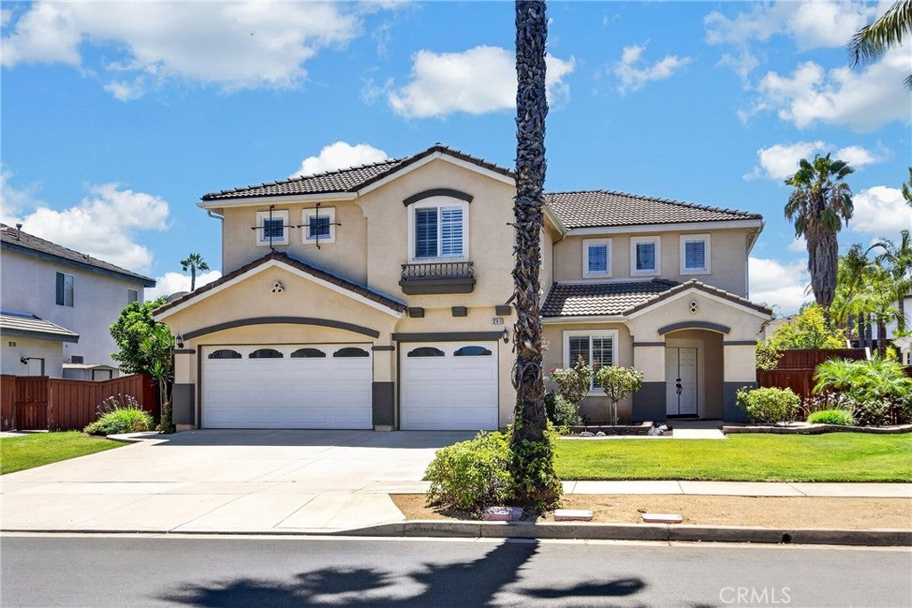 12611 Avocado Way