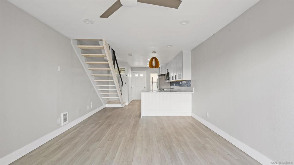 1111 Seacoast Dr. 50