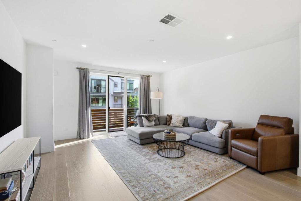 15017 Briggs Court