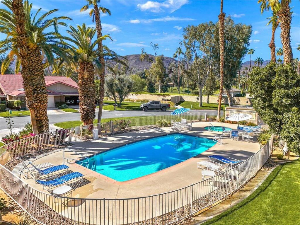 Chaparral C.C. - Residential