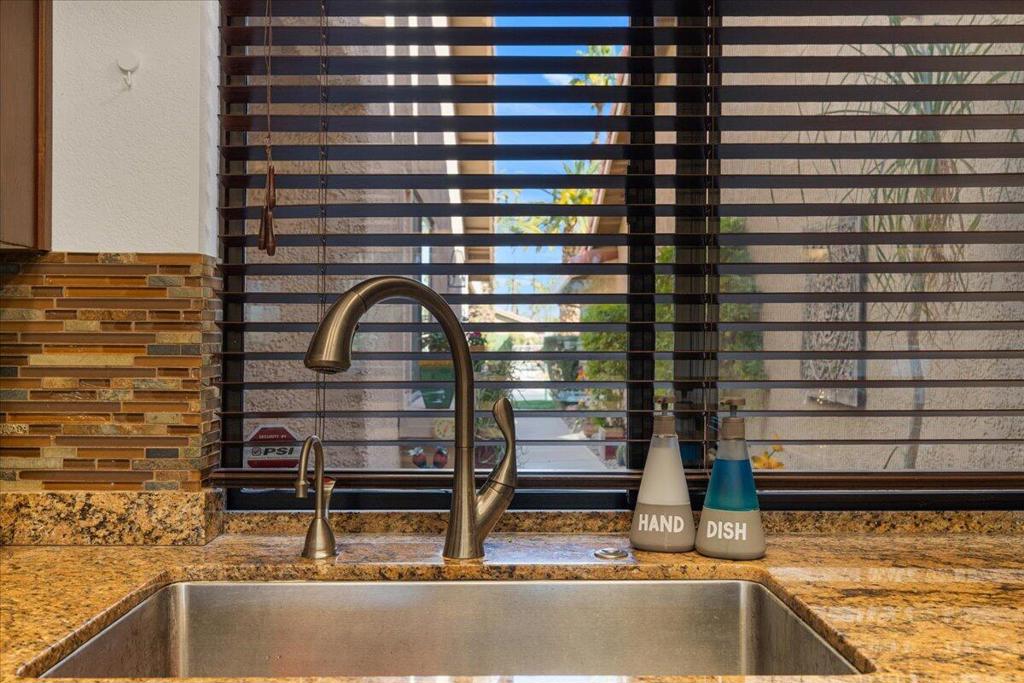 Chaparral C.C. - Residential