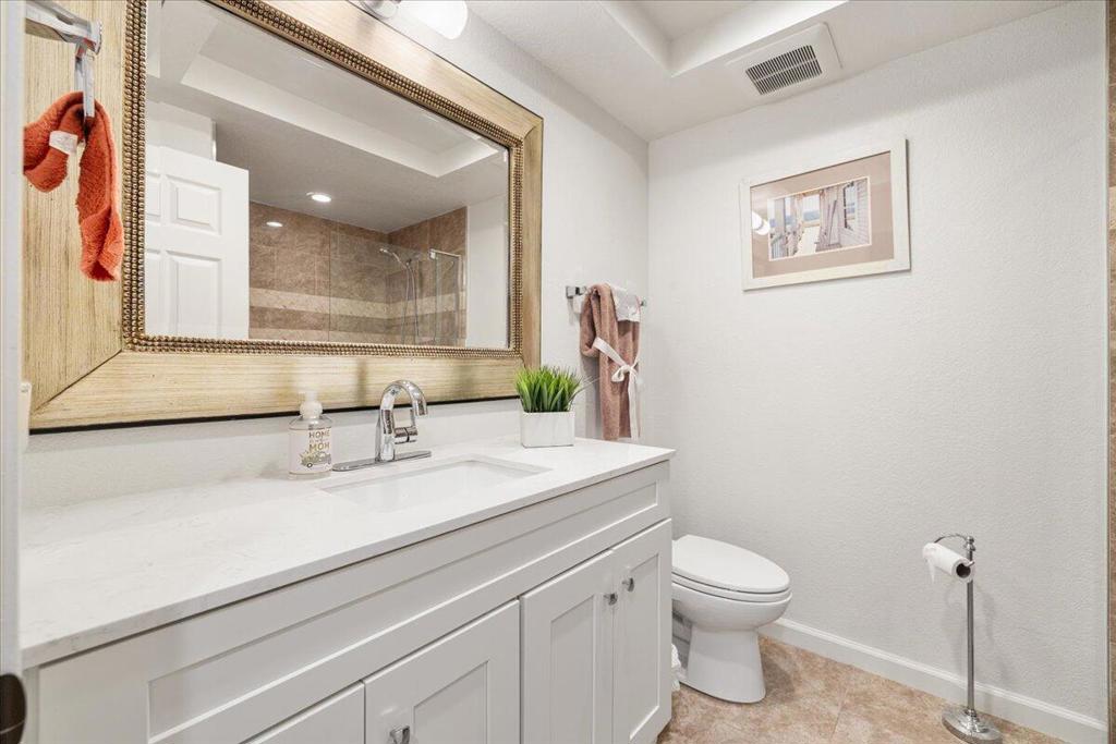Chaparral C.C. - Residential