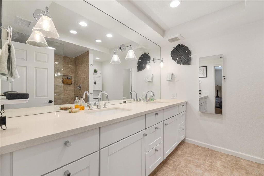 Chaparral C.C. - Residential