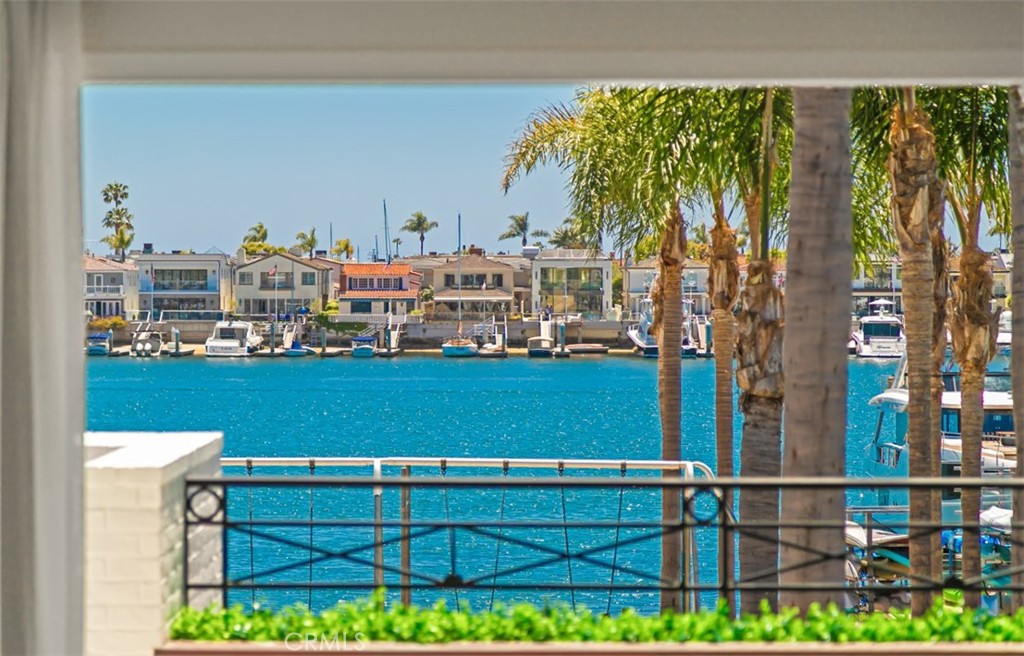 Bayshores (BSHR) - Residential Lease
