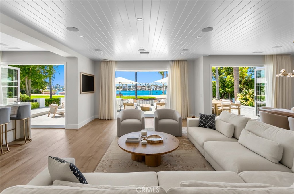 Bayshores (BSHR) - Residential Lease