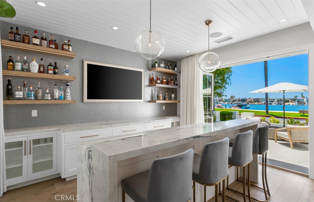 Bayshores (BSHR) - Residential Lease