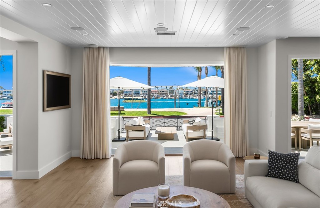 Bayshores (BSHR) - Residential Lease