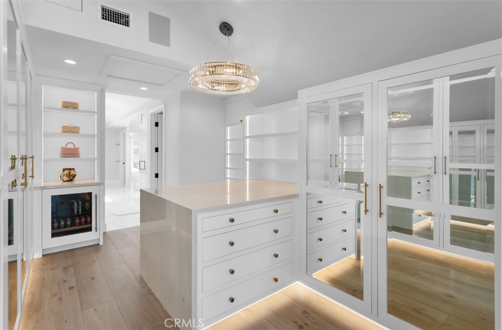 Bayshores (BSHR) - Residential Lease