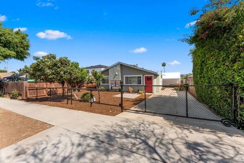Photo of 2812 Franklin Ave, San Diego, CA 92113 (MLS # 260012972SD)