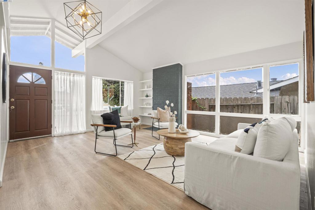 HILLTOP/FAIRMEDE - Residential