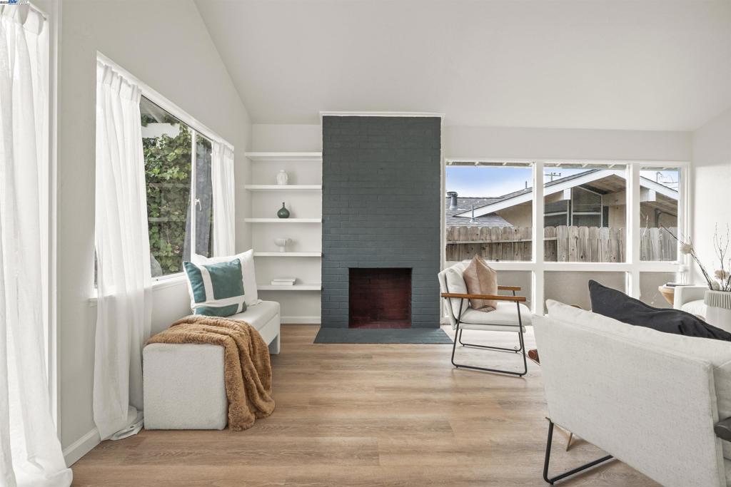 HILLTOP/FAIRMEDE - Residential