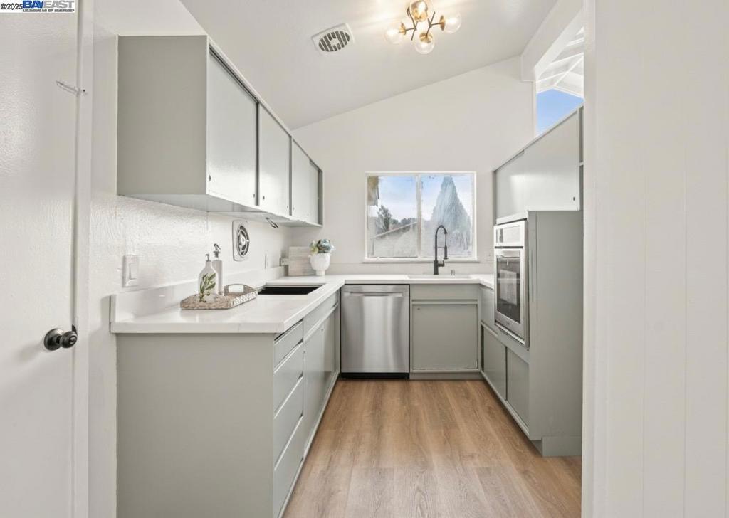 HILLTOP/FAIRMEDE - Residential