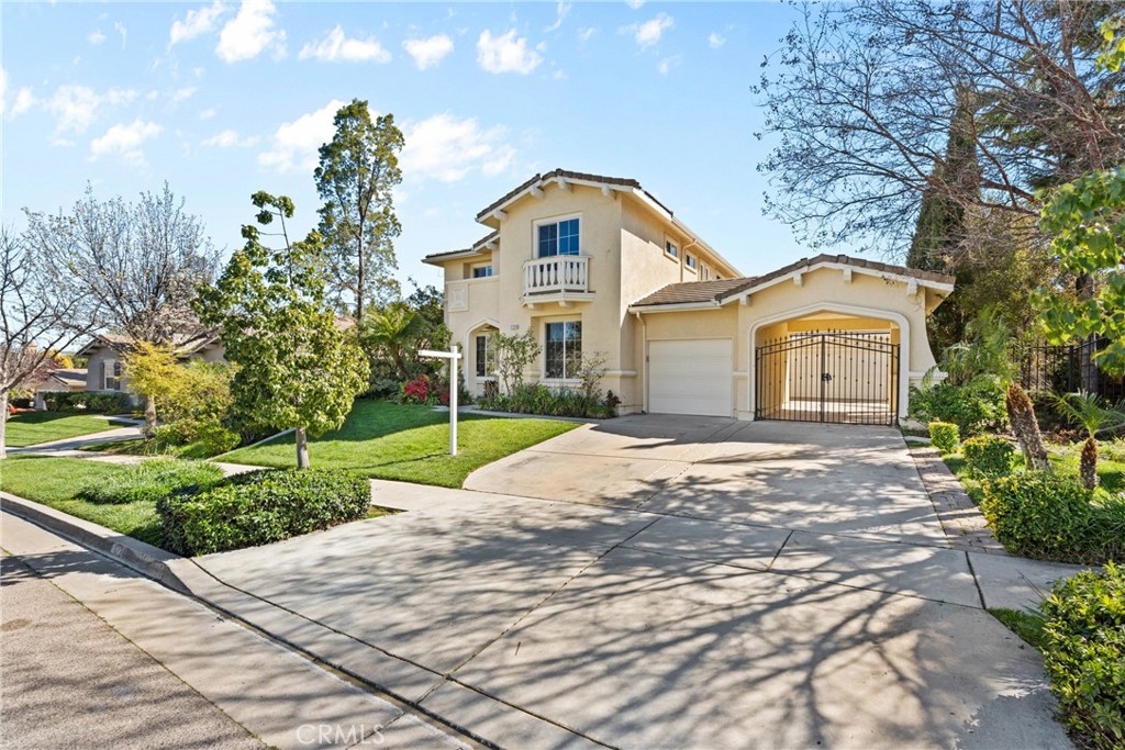 1724 Honors Lane