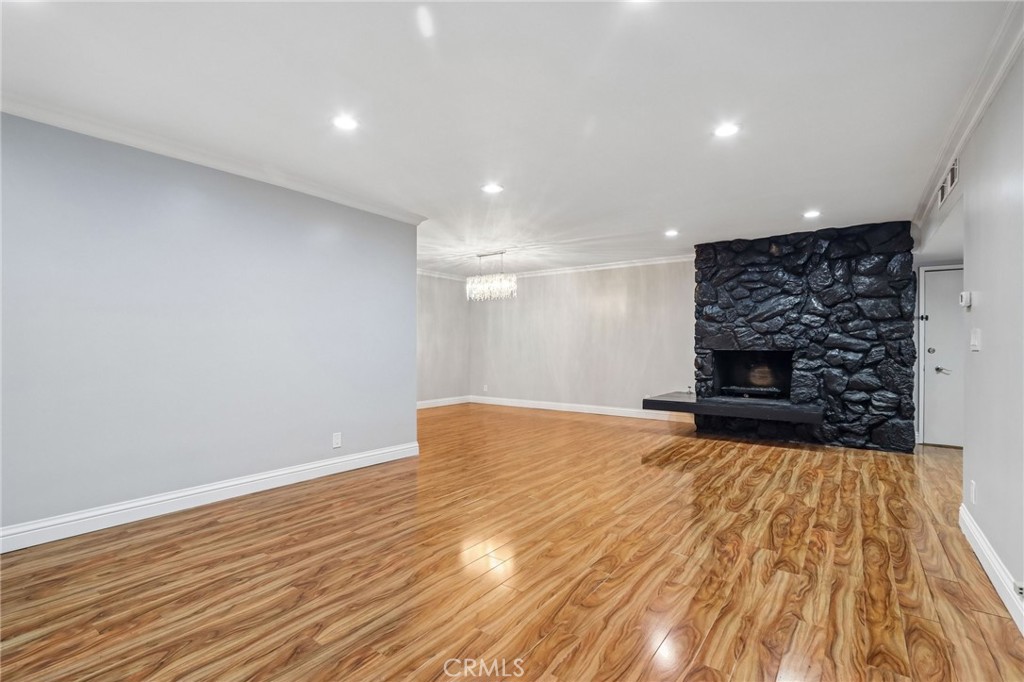 6225 Coldwater Canyon Avenue 102