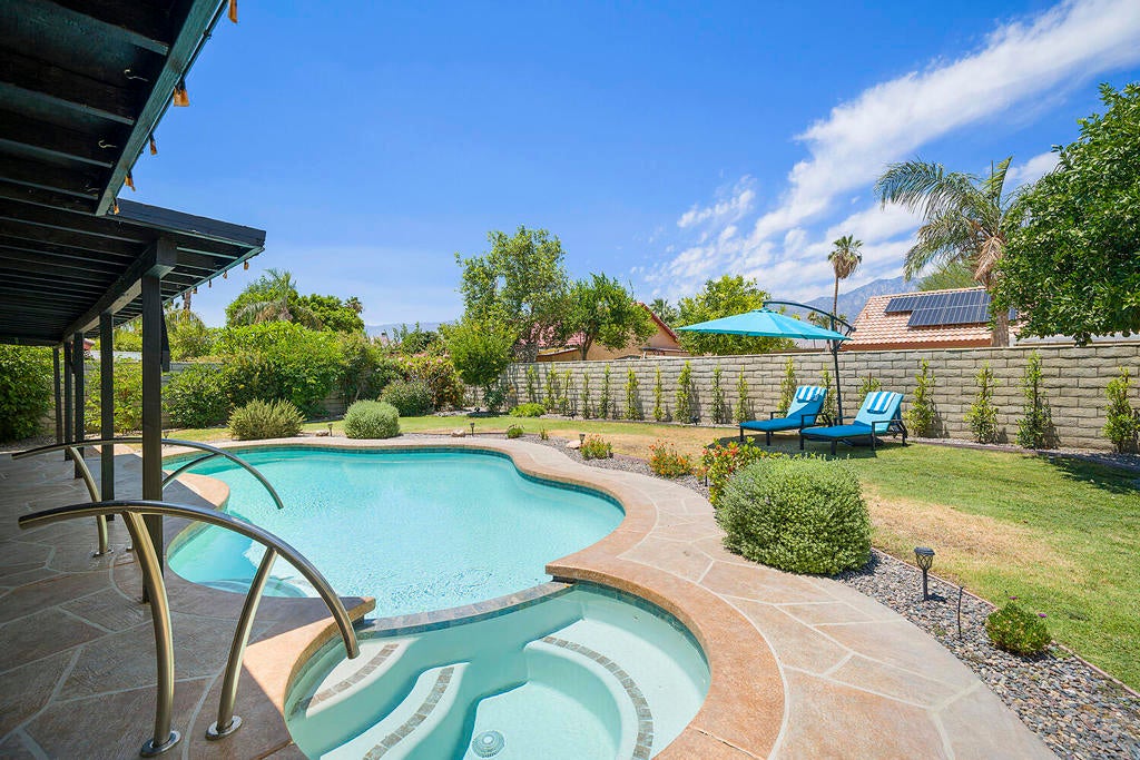 30715 Susan Drive