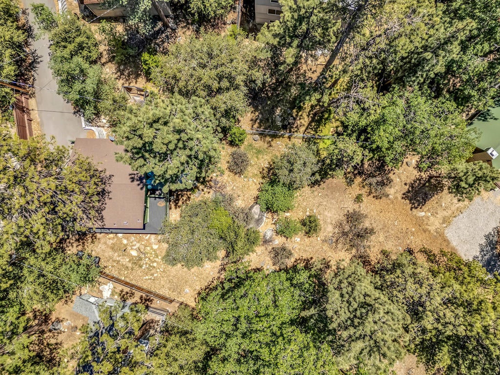 25595 Glen Road