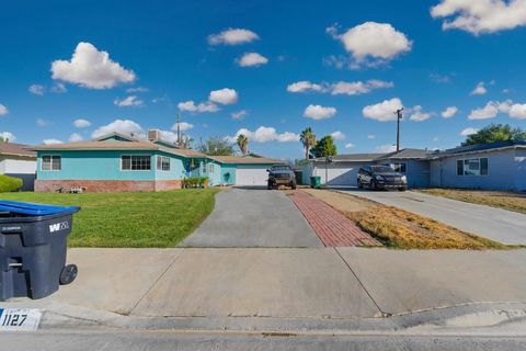 Photo of 1127 Ave J9 W, Lancaster, CA 93534 (MLS # 250041620SD)