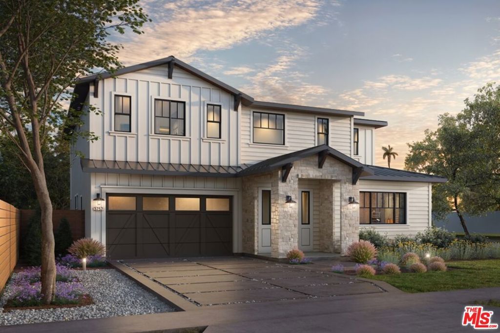 Photo of 3757 May Street, Los Angeles, CA 90066 (MLS # 26642653)