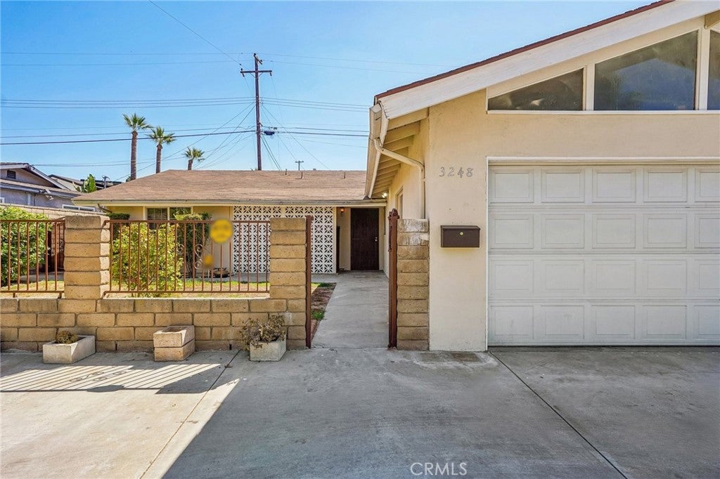 3248 La Puente Road