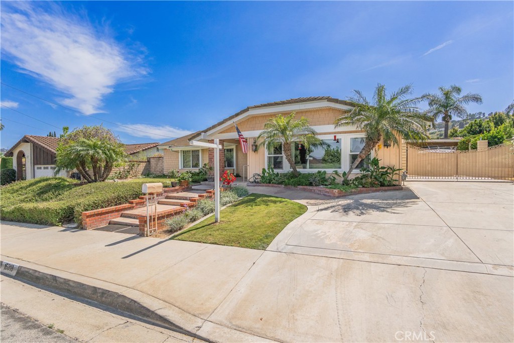 15318 Los Altos Drive