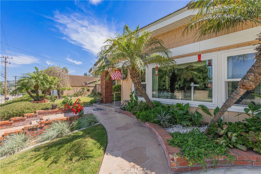 15318 Los Altos Drive