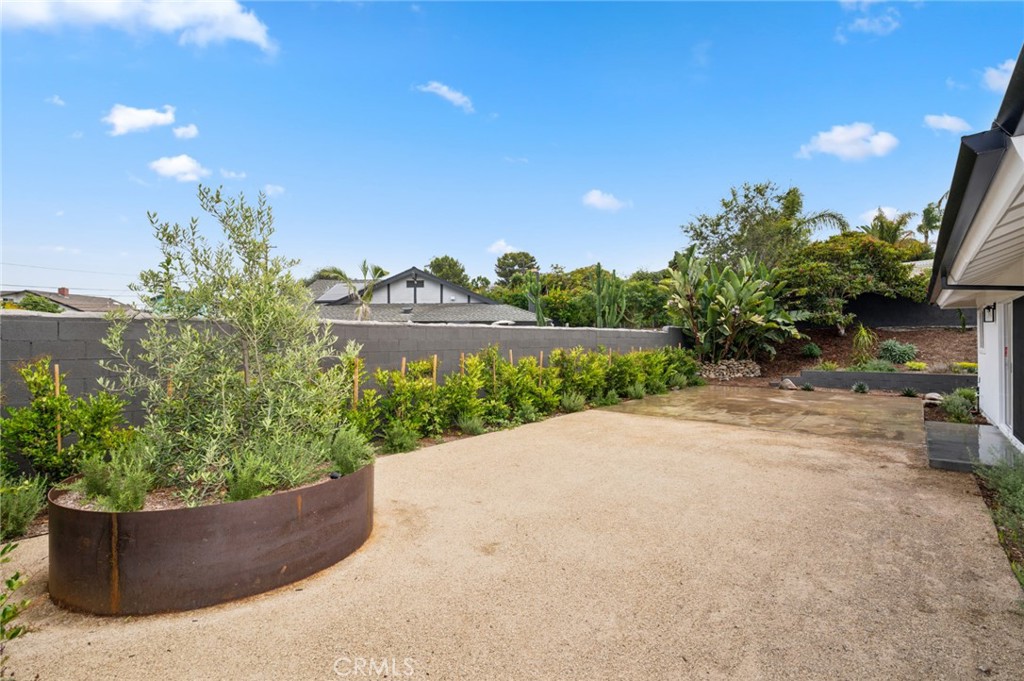 Dana Knolls (DK) - Residential Lease