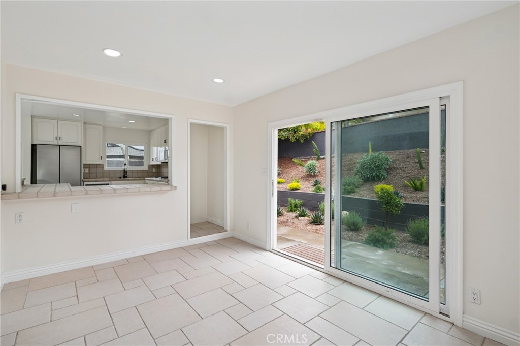 Dana Knolls (DK) - Residential Lease