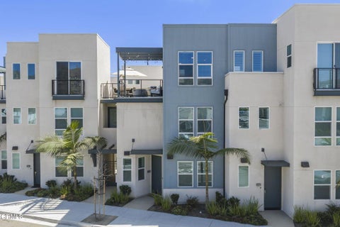 Tiny photo for 1230 E Thompson Boulevard #103, Ventura, CA 93001 (MLS # V1-37898)