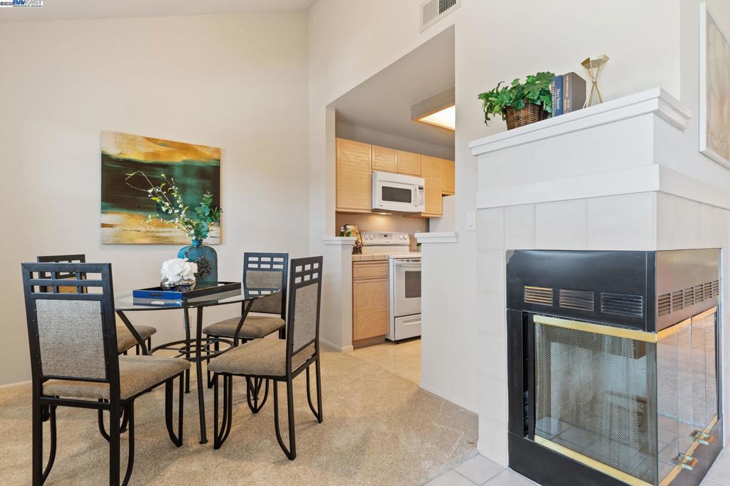CANYON MEADOWS - Residential