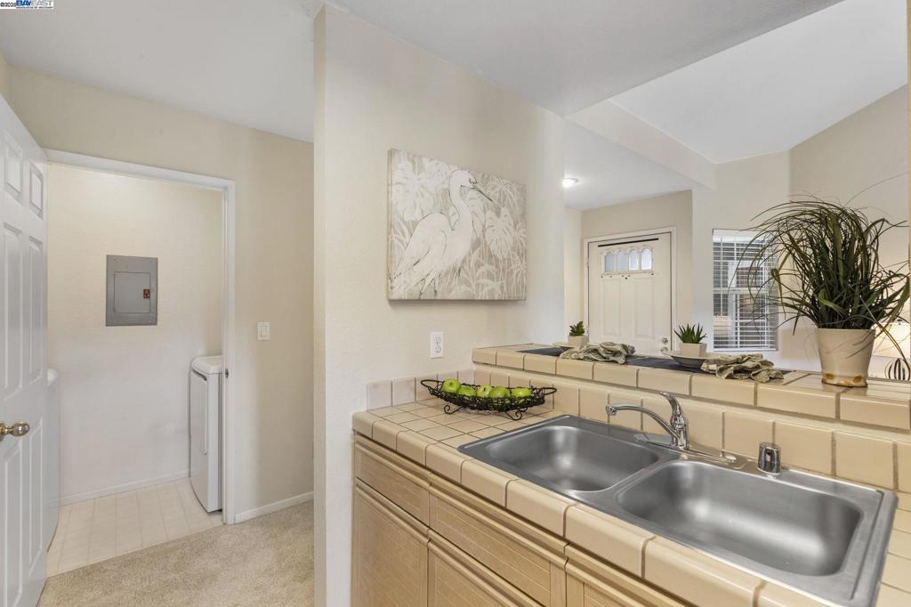 CANYON MEADOWS - Residential