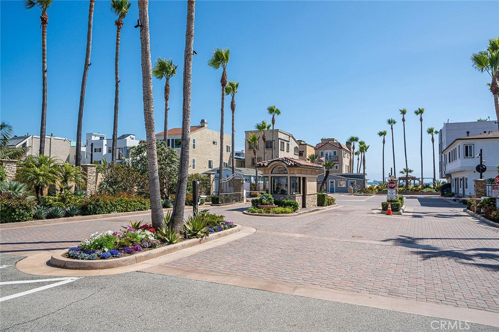 68 Surfside Avenue A