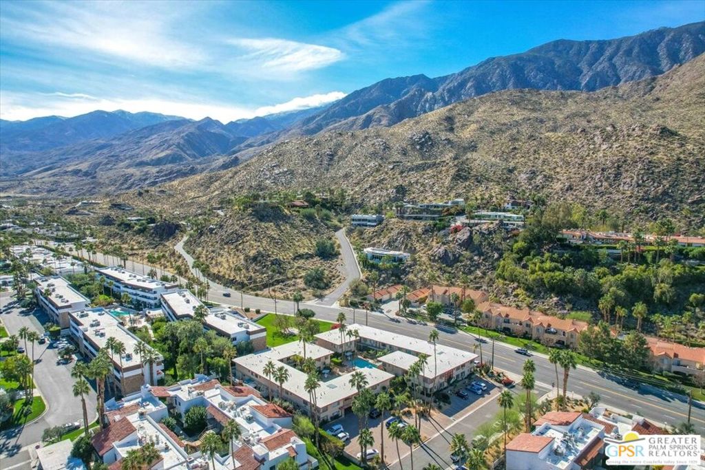 2290 S Palm Canyon Drive 1