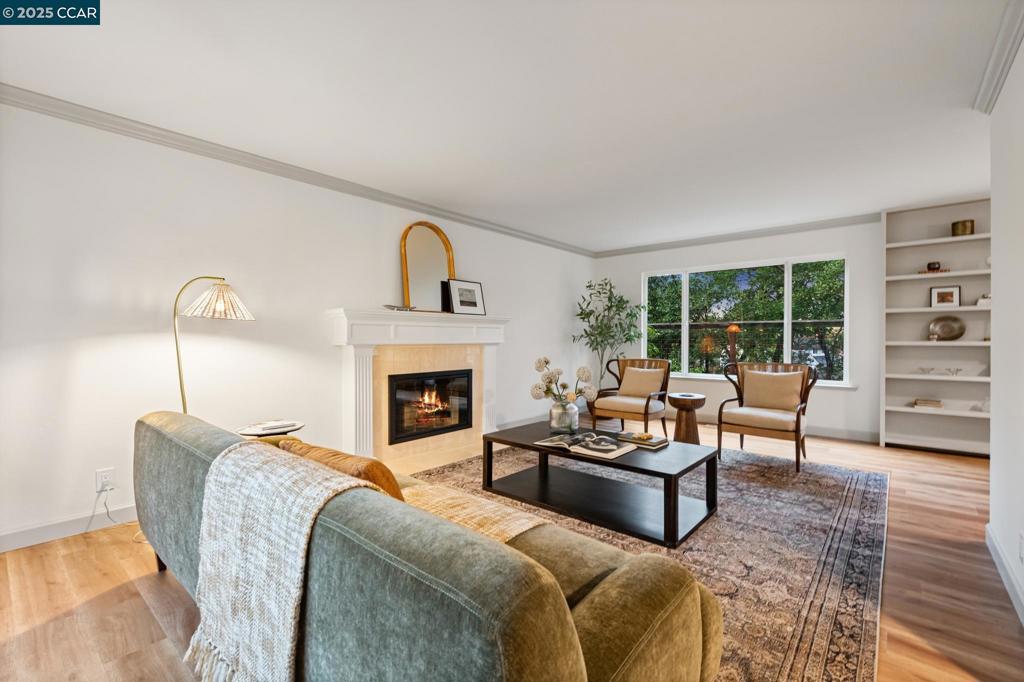LIVORNA ESTATES - Residential