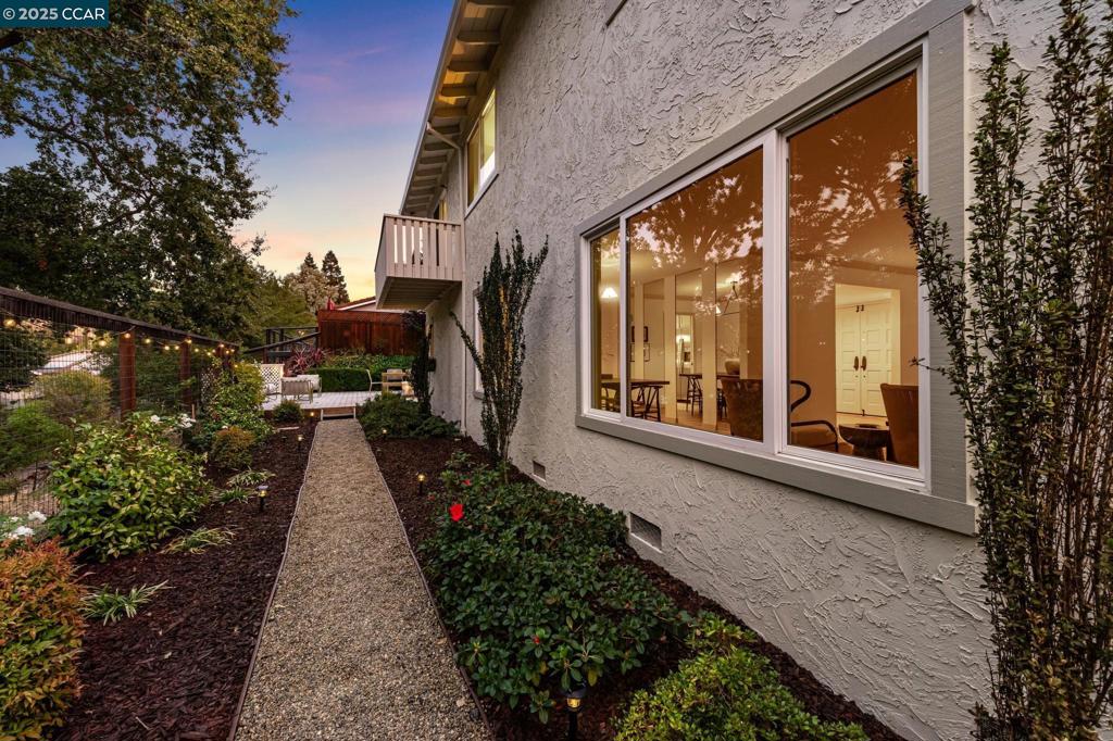 LIVORNA ESTATES - Residential