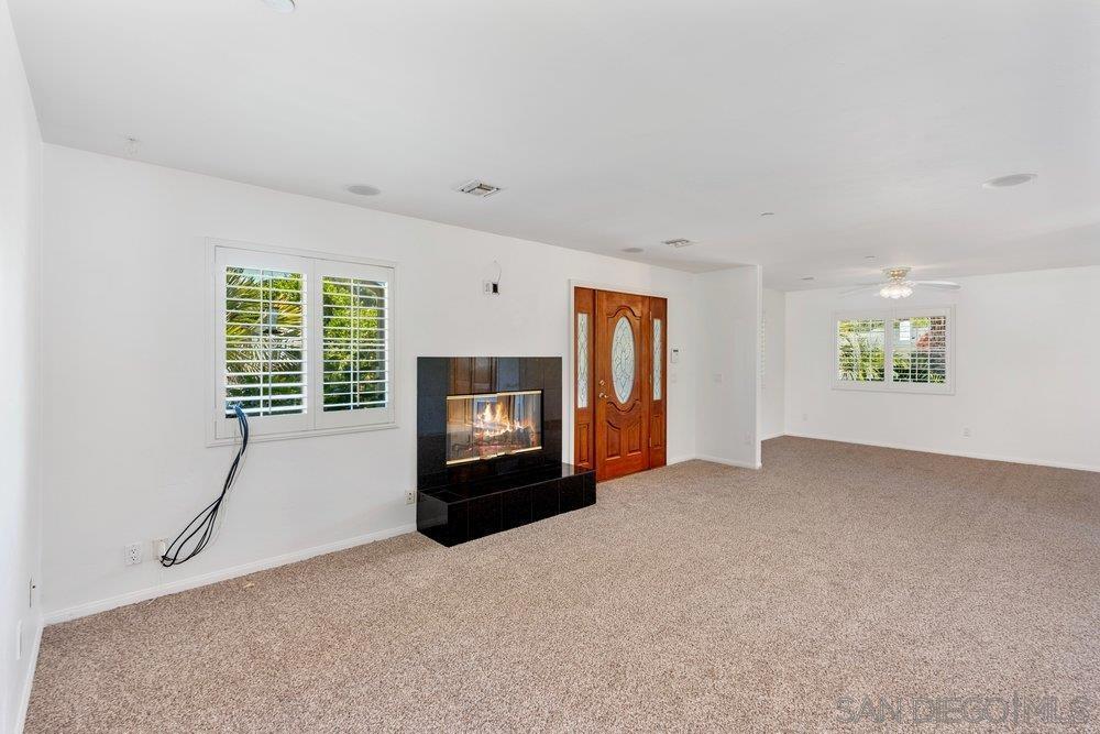 411 Leclair