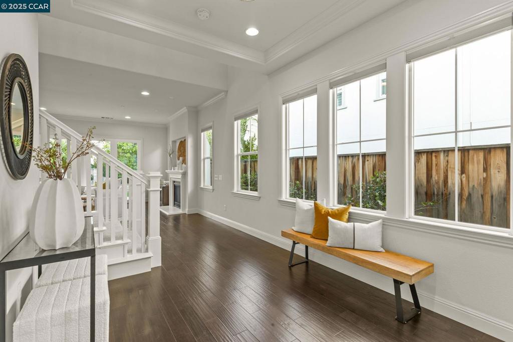 GALE RANCH - Residential